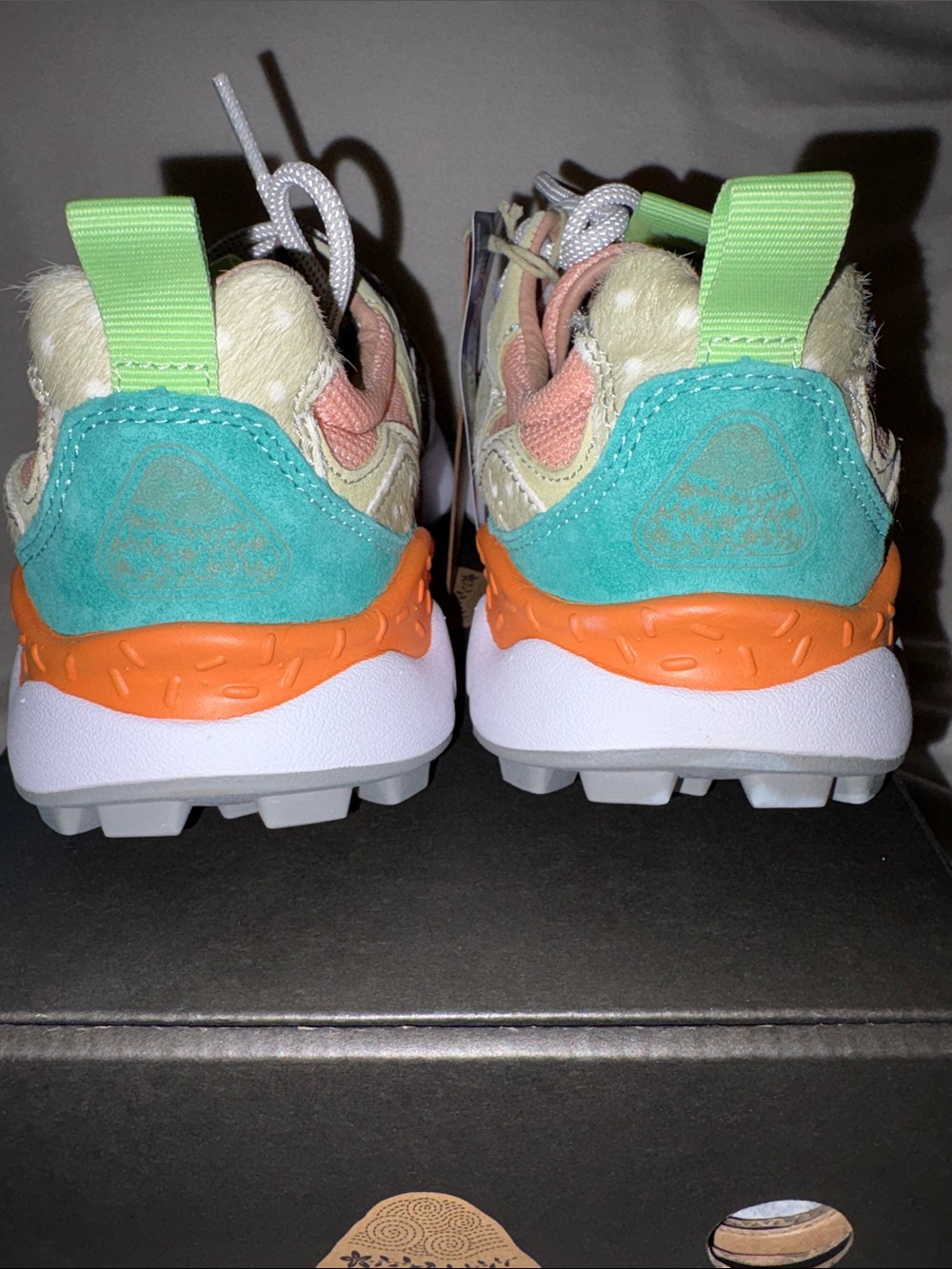 NWT Flower Mountain Yamano 3 Sneaker in LIGHT GREY-WHITE - Picture 9 of 15